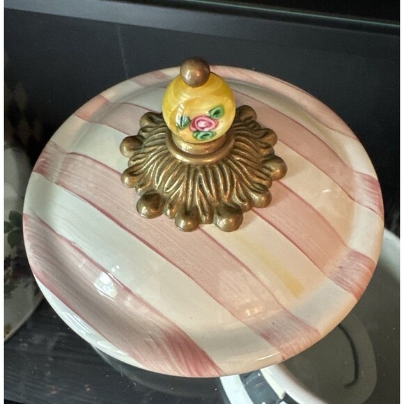 MACKENZIE-CHILDS BUTTERCUP BATHING HUT ENAMEL SQUASH POT WOWSA - Picture 4 of 6